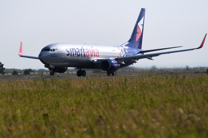 Самолёт Smartavia выкатился за пределы взлётно-посадочной полосы в Перми