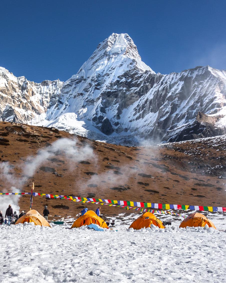 Матео Баптист Жакмуд совершил самое быстрое восхождение на вершину Ама-Даблам