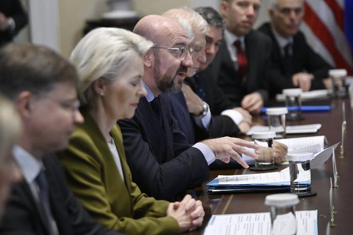 Как поссорились Шарль Мишель и Урсула фон дер Ляйен