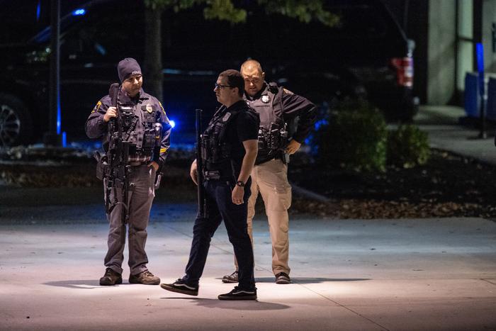 СМИ раскрыли подробности о человеке, устроившем стрельбу в штате Мэн