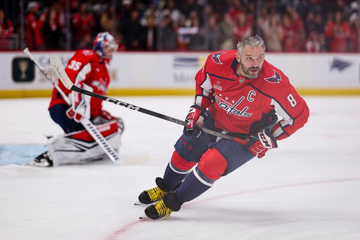 "Мы должны Овечкину низко поклониться!": форвард "Вашингтона" преодолел кризис