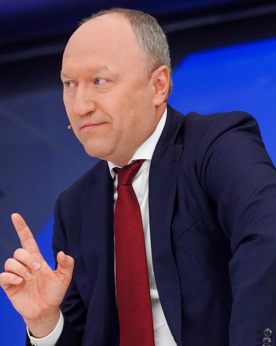 Андрей Бочкарёв: В ТиНАО в следующем году построят школу-гигант с двумя спортзалами