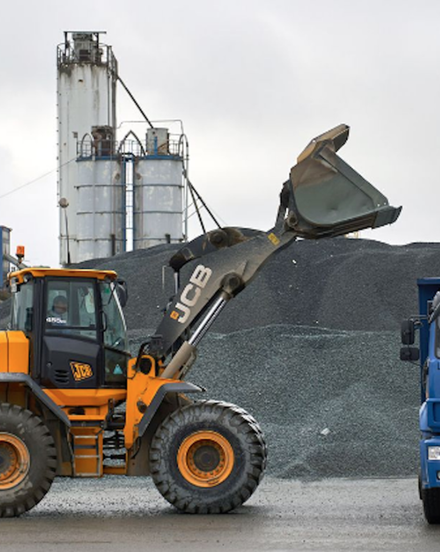 Город принимает меры для того, чтобы обеспечить себя щебнем для строительства дорог