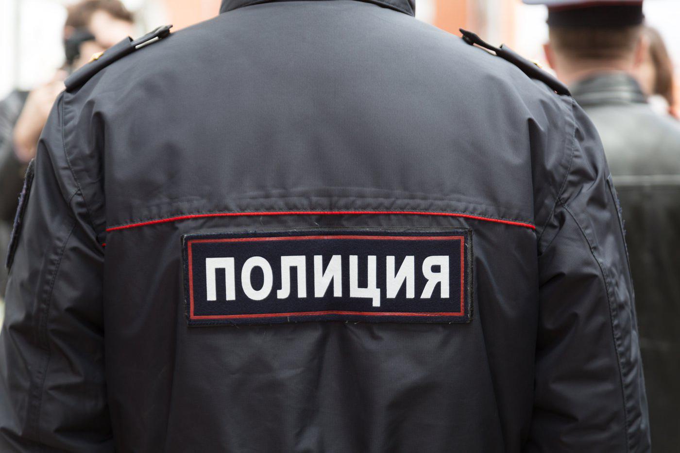 СК начал проверку после угроз детей мигрантов зарезать школьницу в Валдае