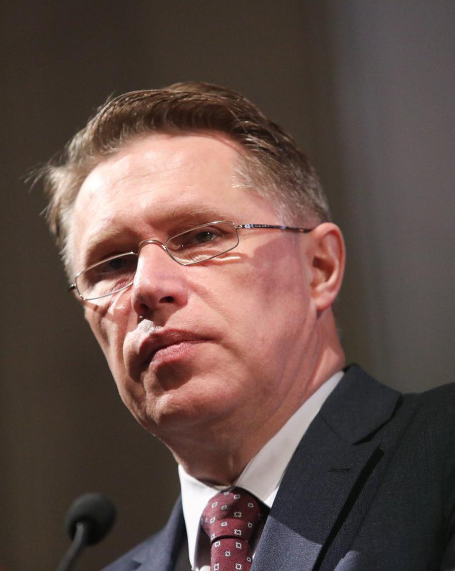 Мурашко заявил о росте заболеваемости коронавирусом в России