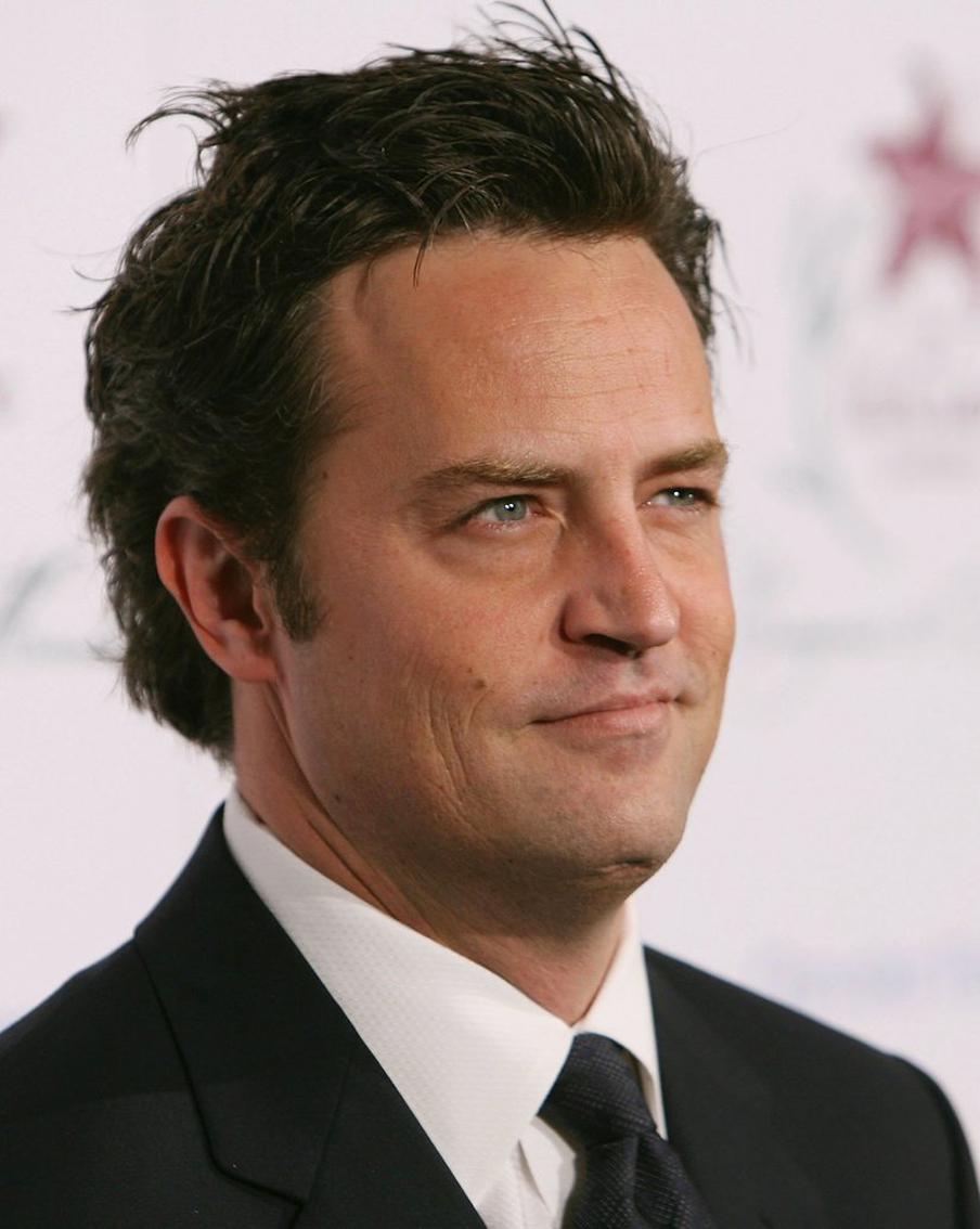 По делу о смерти Мэтью Перри задержано несколько человек. Всё самое интересное из автобиографии актёра