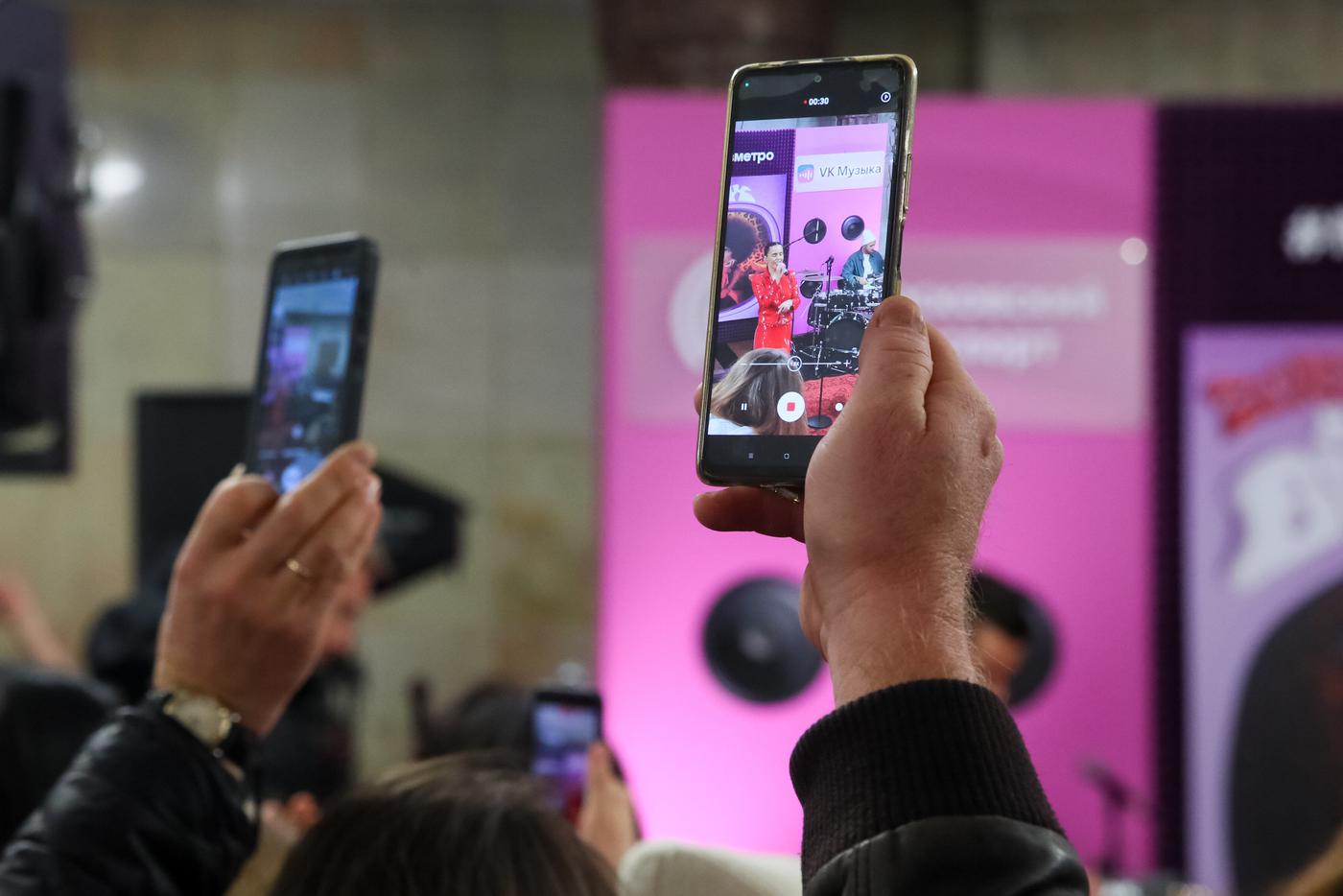 Каждый хотел взять с собой "кусочек" Юлии.