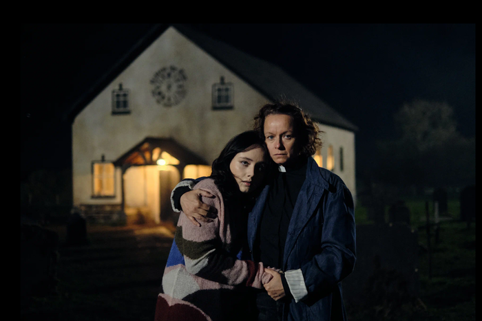 Деревенское проклятье должно быть снято! В Сети вышел мистический сериал "Сожжённые девочки"