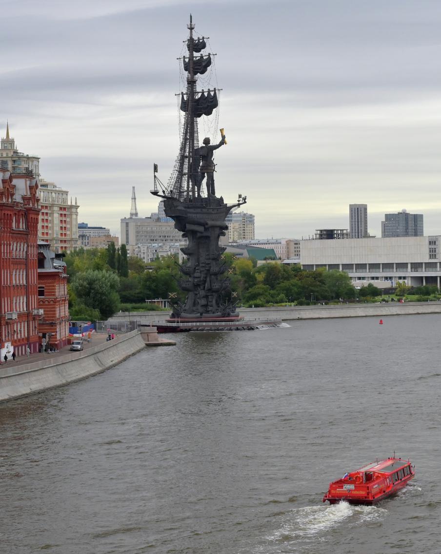 Metro объявляет конкурс на памятник Москве-реке