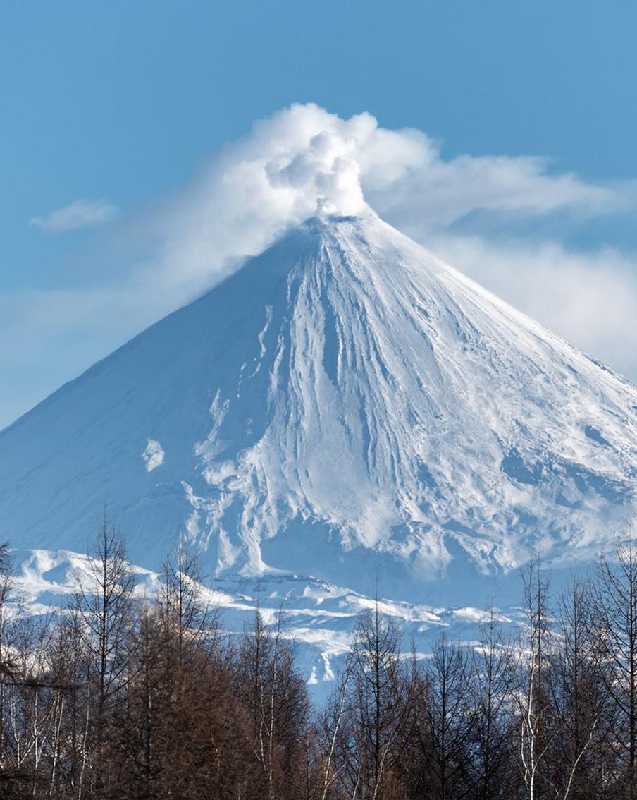 На Камчатке Ключевскому вулкану присвоили "красный" код опасности