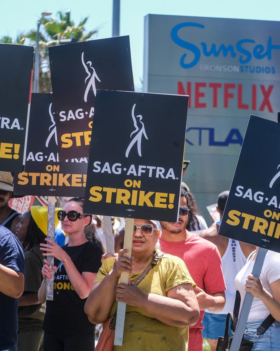 SAG-AFTRA заявил, что стороны остаются "далеко друг от друга" по ключевым вопросам забастовки