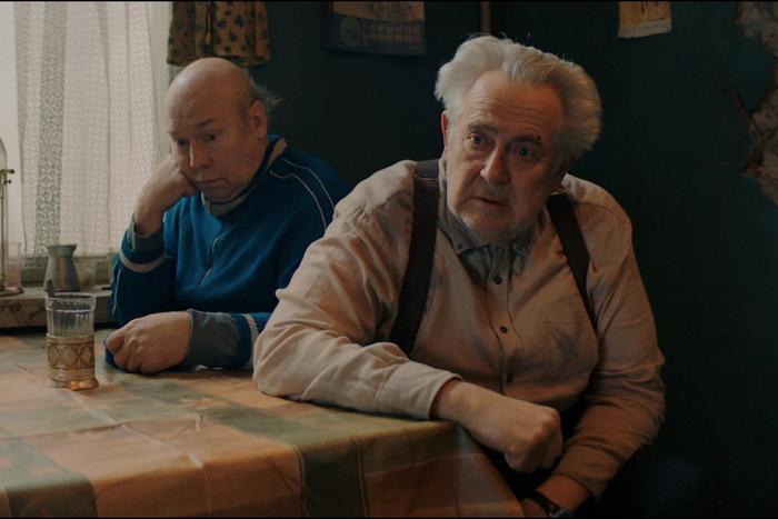 На экраны выходит комедия "Пять процентов". Как Стоянов и Сухоруков чуть не поубивали друг друга из-за шедевров из кладовки