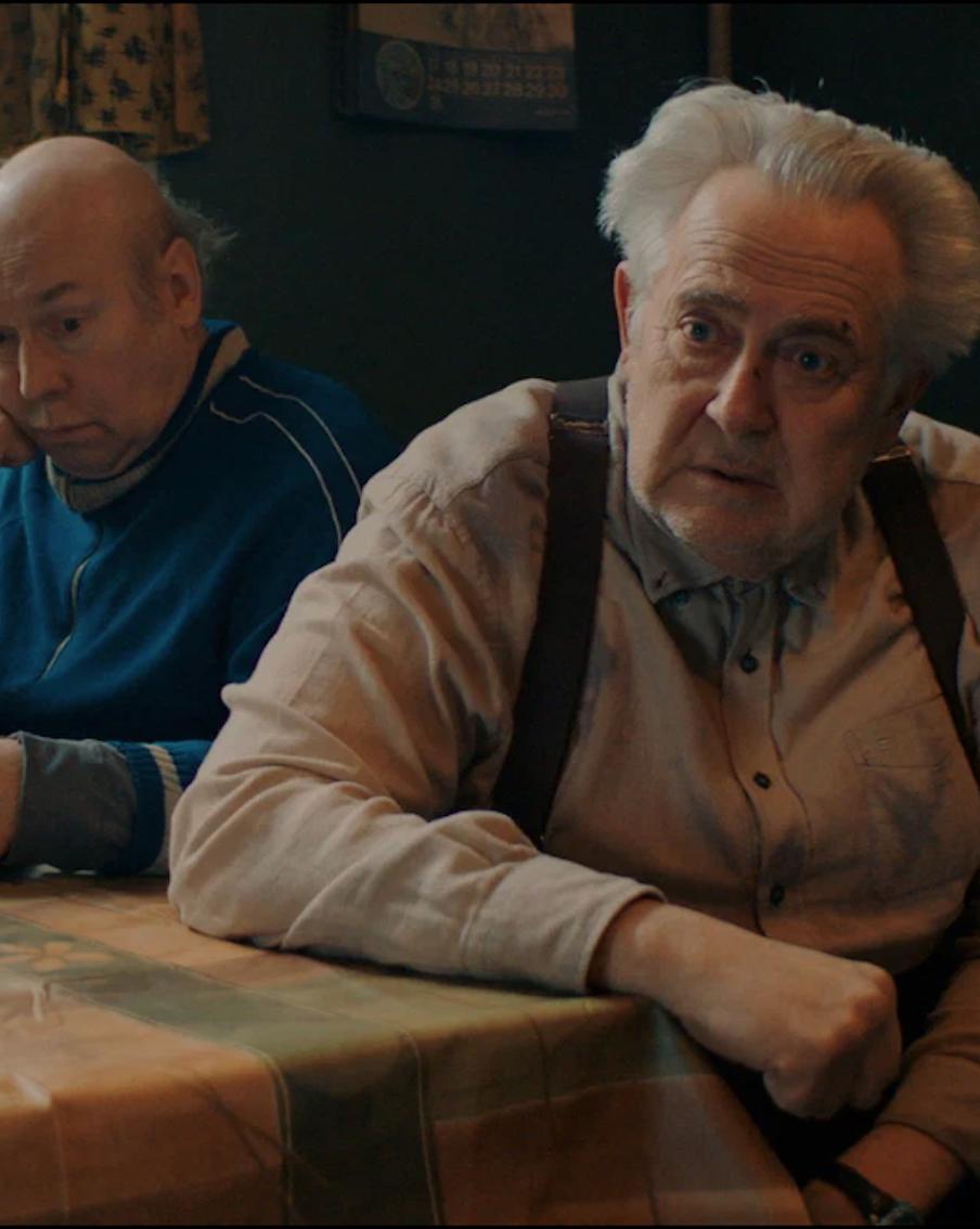 На экраны выходит комедия "Пять процентов". Как Стоянов и Сухоруков чуть не поубивали друг друга из-за шедевров из кладовки