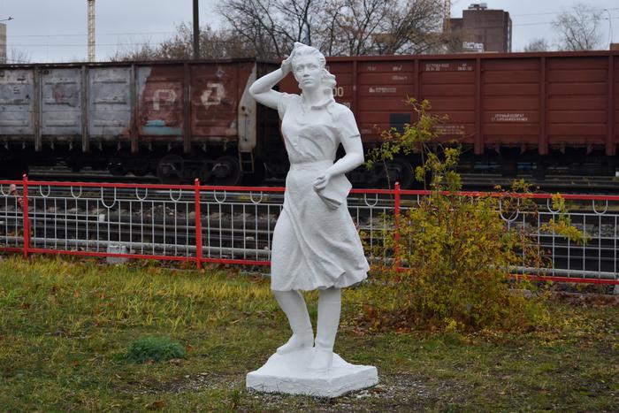 В Люблино пропала и нашлась любимая скульптура железнодорожников