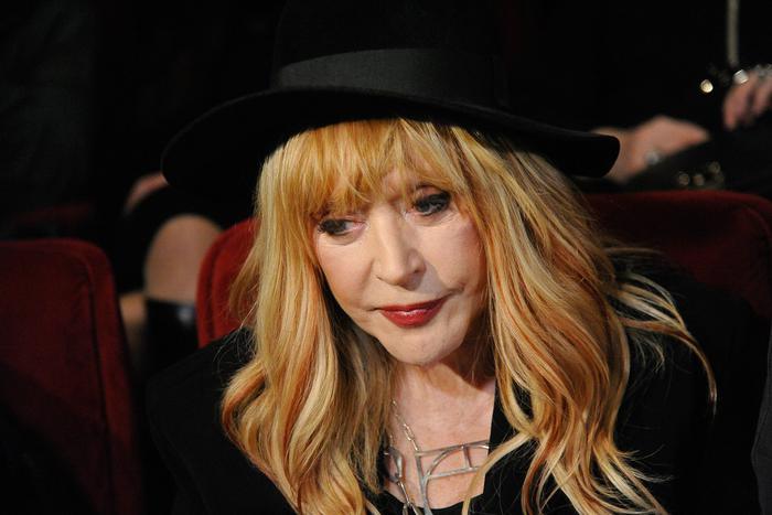 Стало известно, куда Пугачёва уехала из России