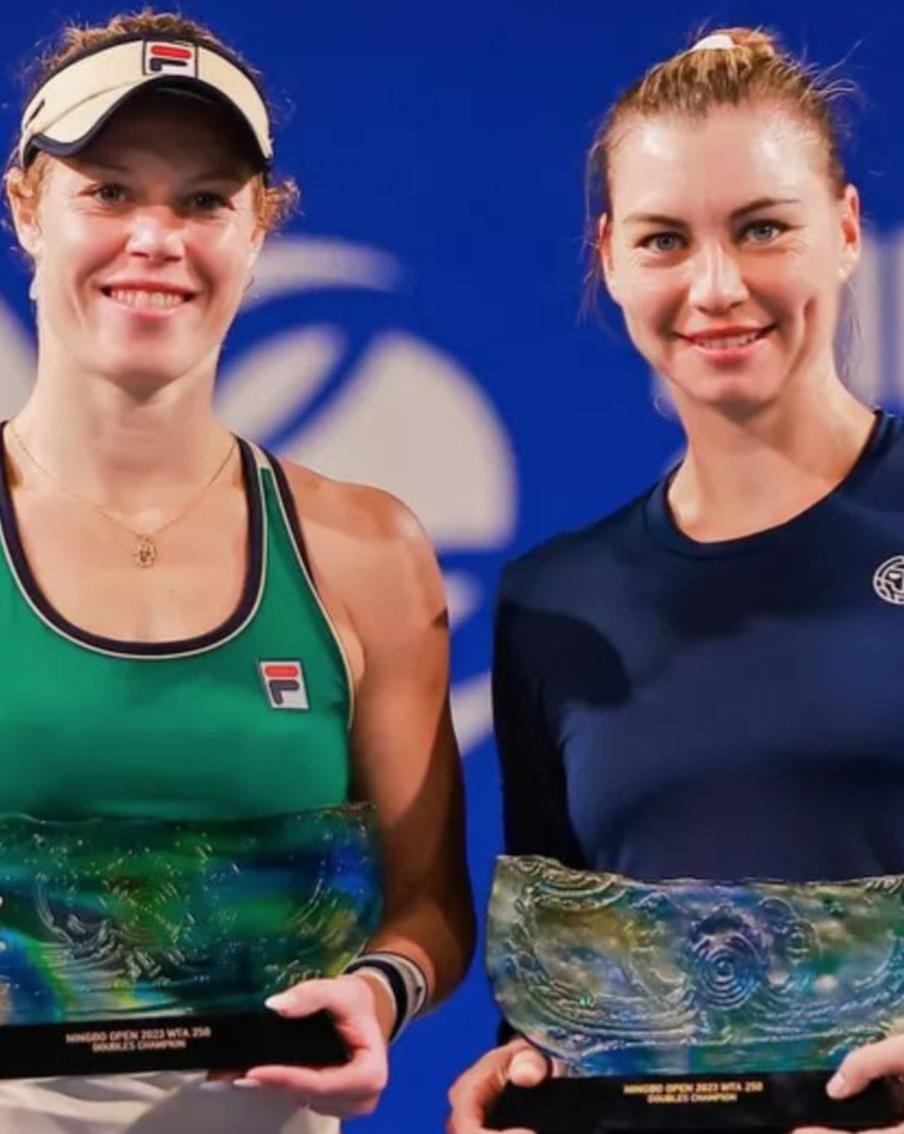 Звонарёва и Зигемунд выиграли Итоговый турнир WTA в парном разряде