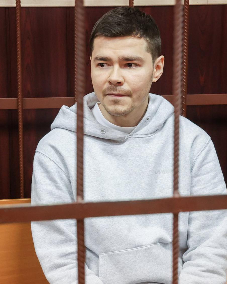 "Тебя посодют,  а ты не воруй!". Аяза Шабутдинова "слили" его ученики?