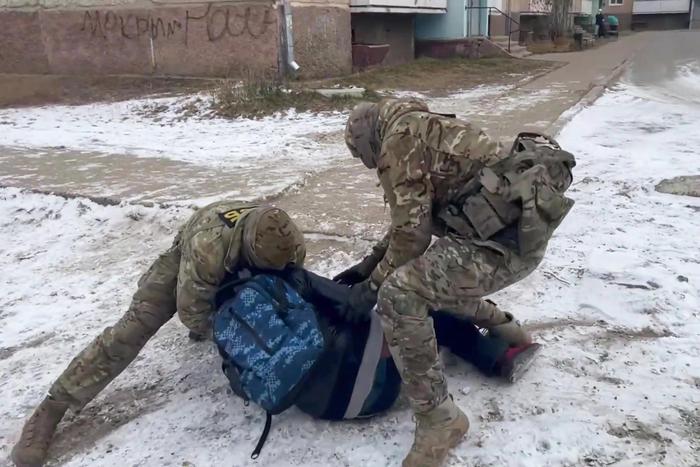 ФСБ задержала в Бурятии пособника украинских спецслужб