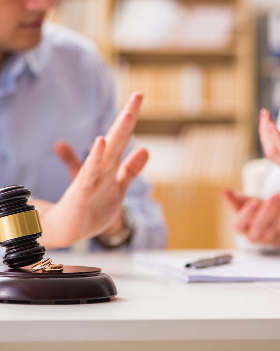 140 тысяч злостных неплательщиков алиментов могут оказаться на "доске позора"