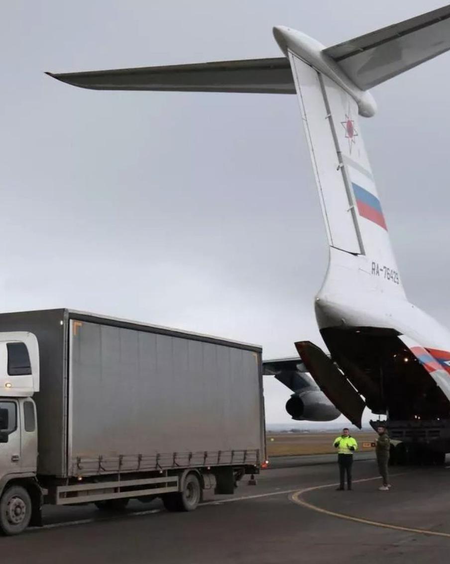 МЧС России доставило в Египет 25 тонн гуманитарной помощи для Газы