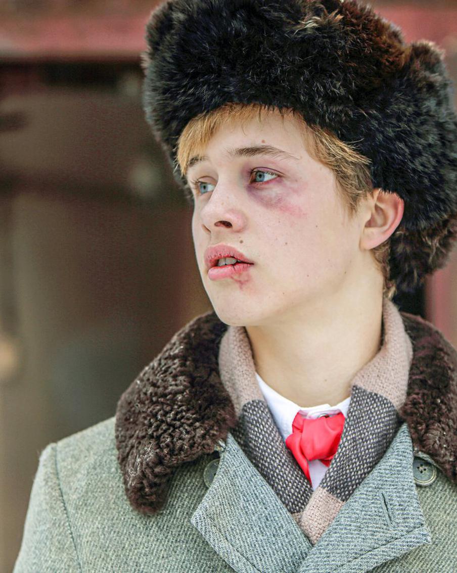 "Больше всего запомнилась драка": главный герой сериала "Слово пацана" дал эксклюзивное интервью