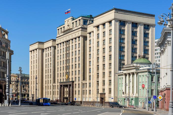 Минимальный размер оплаты труда предложили формировать без учёта допвыплат