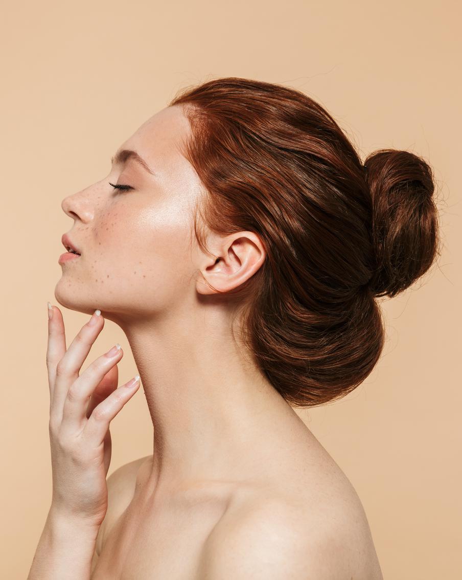 Почему возникает отёчность лица и как от неё эффективно избавиться