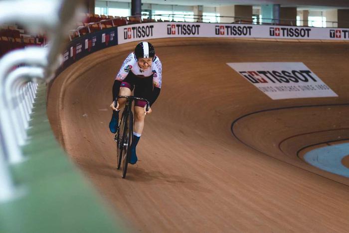 Мировой рекорд по-российски: пустые трибуны и единственная трансляция в соцсети