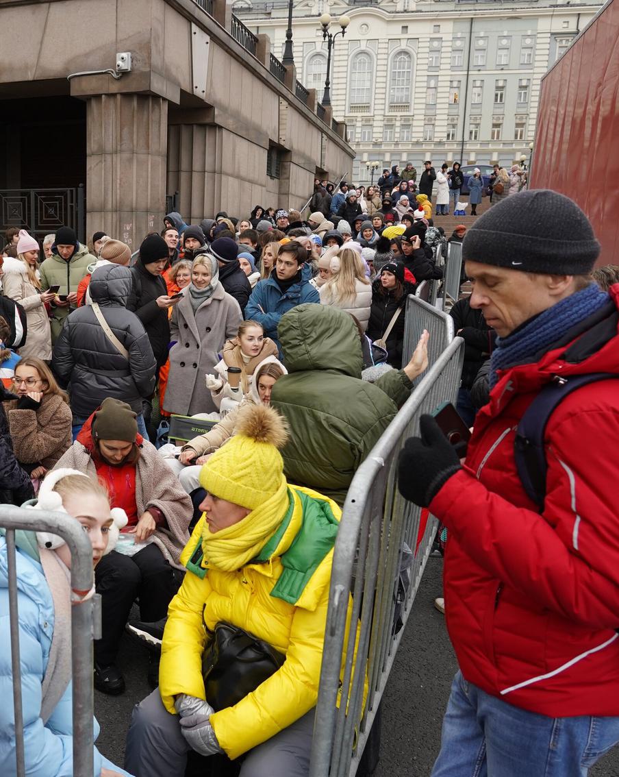 Прорваться к "Щелкунчику" любой ценой. Что происходит у Большого театра и как это изменить