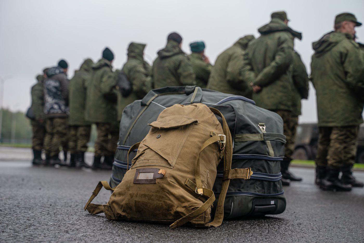 В проект федерального бюджета внесли поправки, согласно которым оклады военных и силовиков проиндексируют