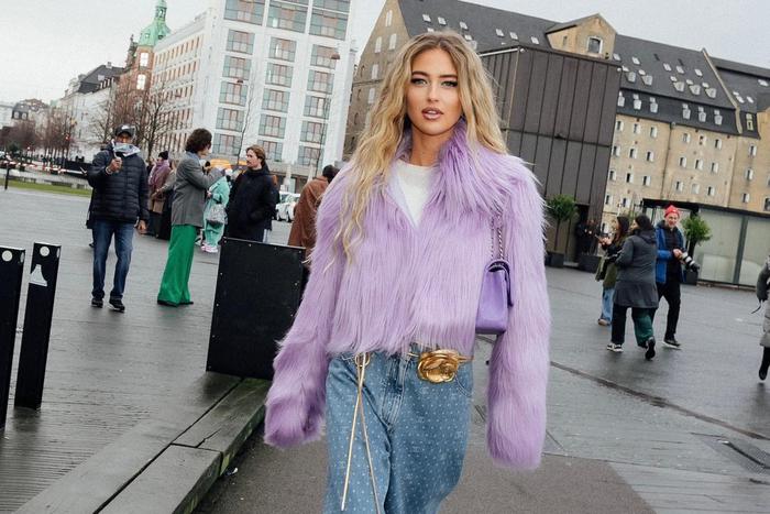 Разнообразить зимний гардероб поможет стильная и мягкая шуба