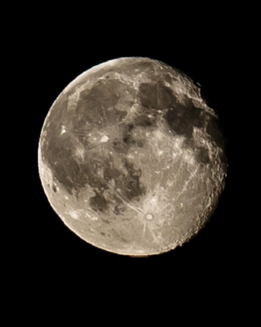 Генконструктор назвал дату высадки первого россиянина на Луне