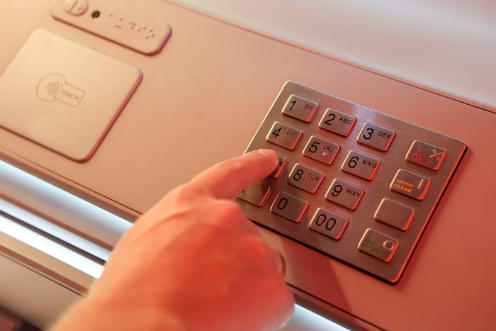 Собянин рассказал, как Москва помогает импортозамещению в банковской сфере