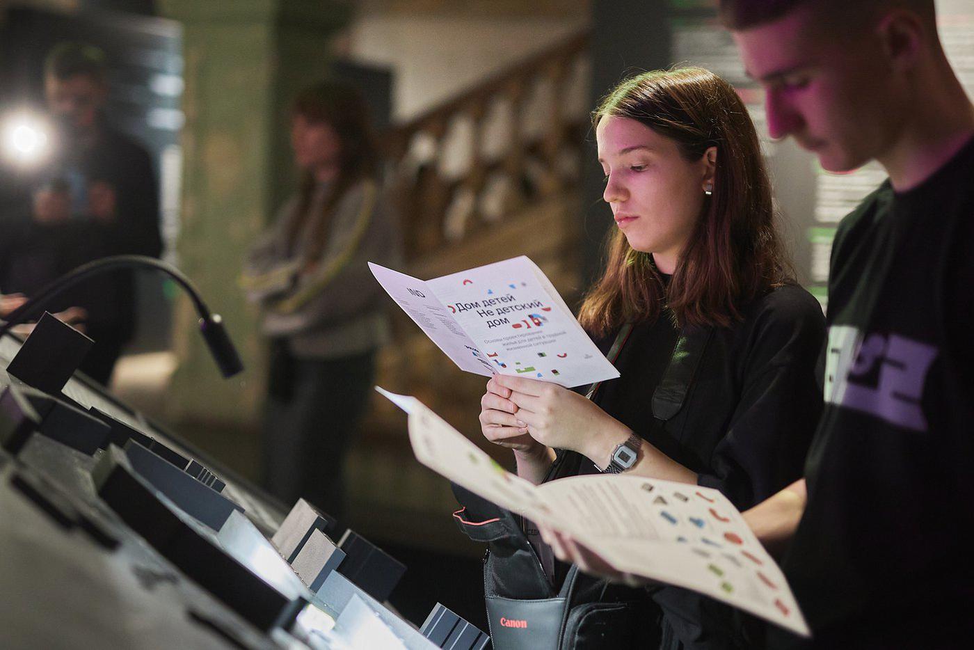 Студенческие проекты на выставке "Ре-Формация социального".