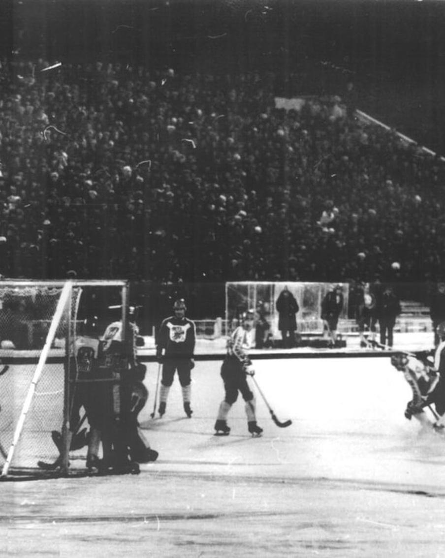 "Мы ещё не понимали, что это мёртвые люди": 41 год назад на стадионе в Хабаровске случилась страшная давка