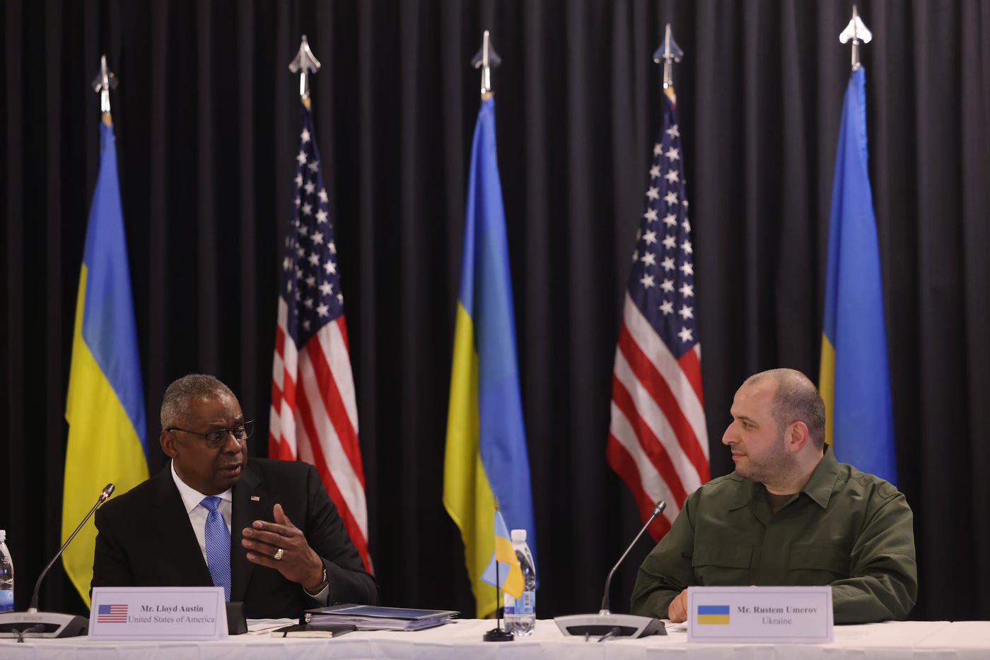 Ukraine Defense Contact Group Meets At Ramstein Шеф Пентагона Ллойд Остин прибыл в Киев для встречи с лидерами Украины.