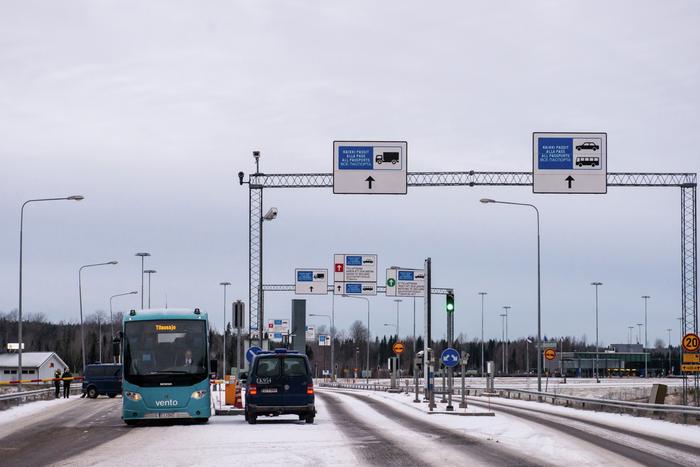 Финляндия готова закрыть оставшиеся КПП на границе с Россией, пишут СМИ