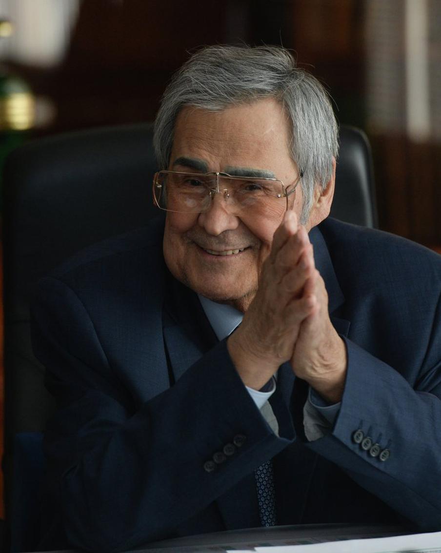 "Я уйду со своего поста, если утрачу доверие простых людей": каким был губернатор Аман Тулеев