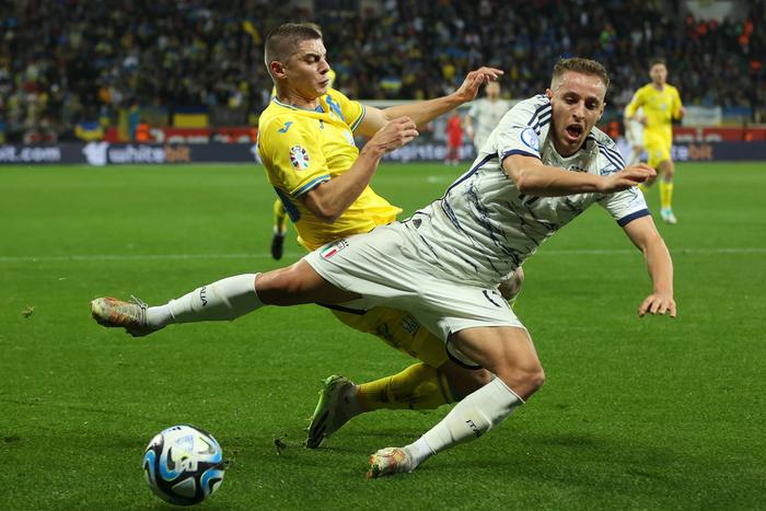 Сборную Украины не пустили на Евро команда Италии и арбитр