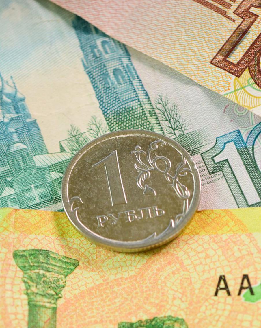 Орешкин рассказал, чего ждать от курса рубля