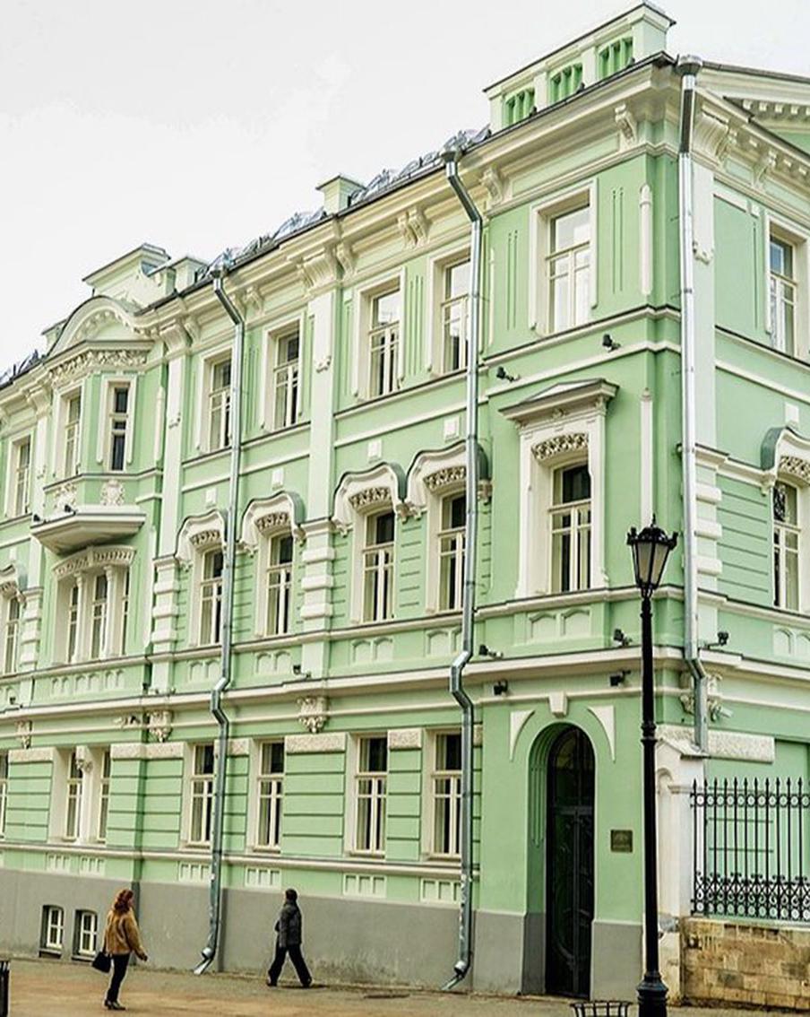 Собянин сообщил о завершении реставрации доходного дома Натальи Тюляевой в Басманном районе