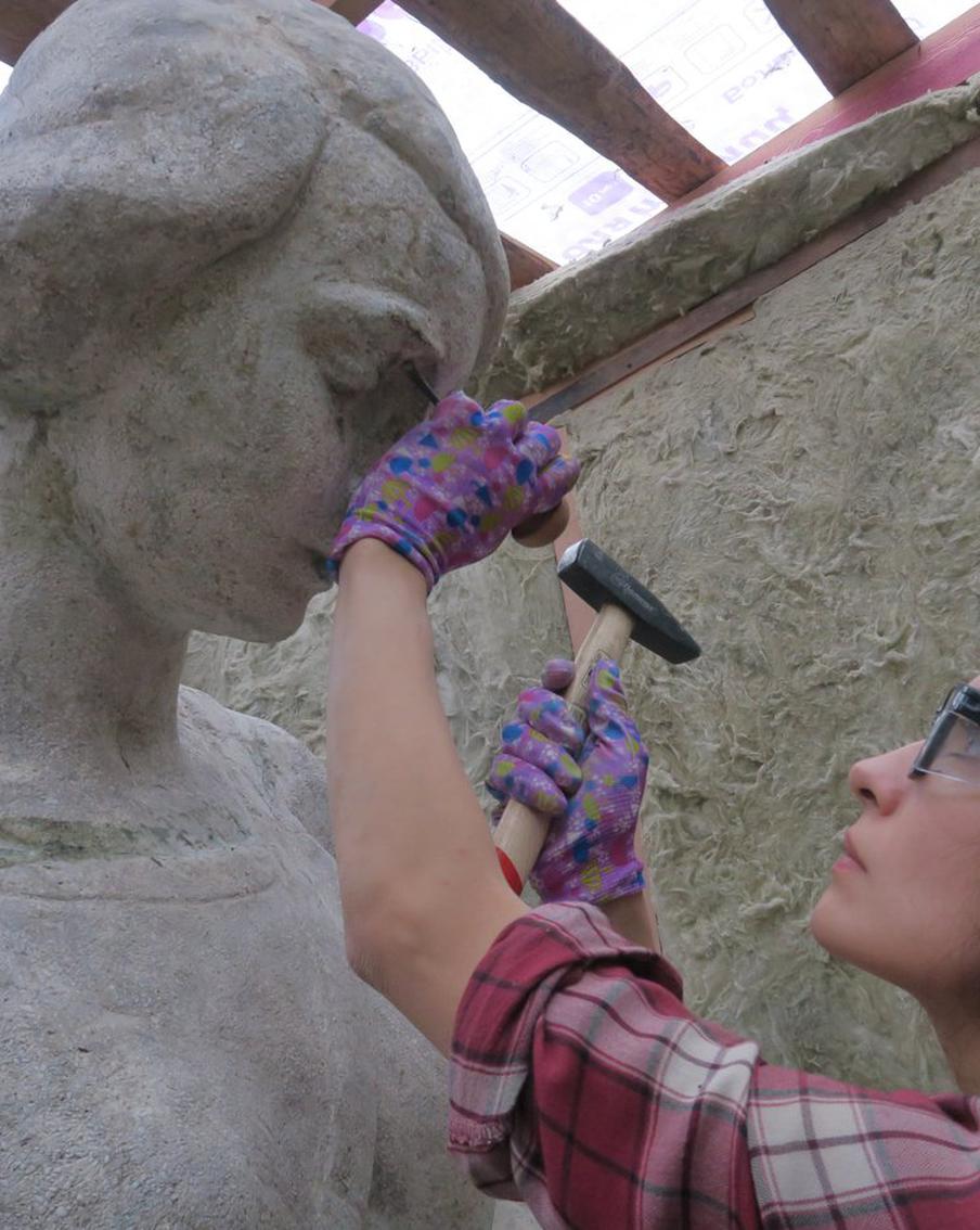 "Скоро она откроет глазки": на Ленинке реставрируют один из её символов