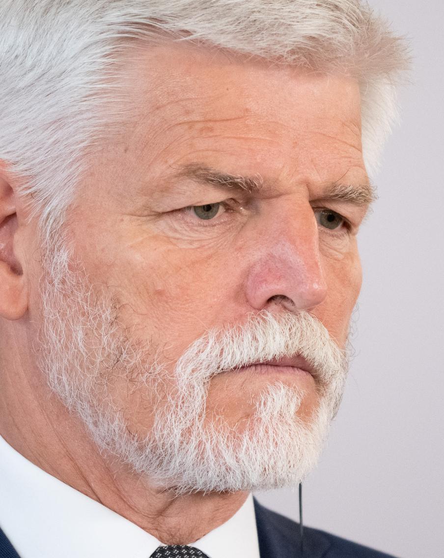 "Подготовка к конфликту". Президент Чехии высказался о России