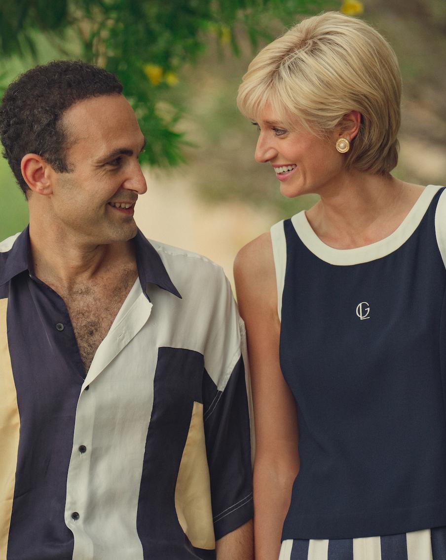 В Сети появились новые серии "Короны". Шестой сезон посвящён последним дням и гибели принцессы Дианы и жизни принца Чарльза