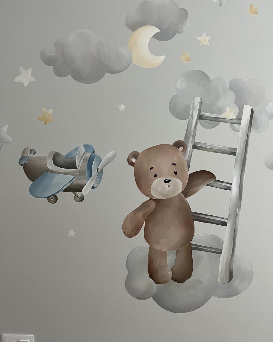 Пример стильной настенной росписи в детской.