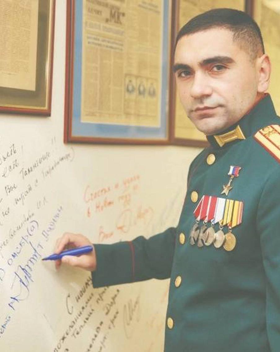 Командир помог бойцу СВО с покупкой протезов