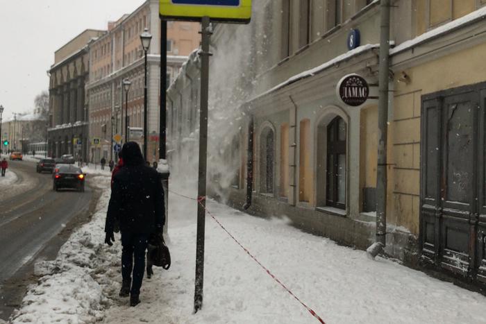 Москвичей предупредили о сильном снеге и ледяном дожде в ближайшие часы