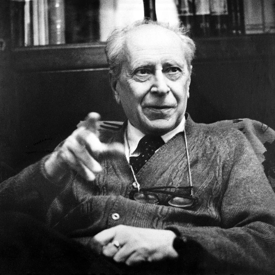 117 лет со дня рождения Дмитрия Лихачёва: прошёл блокаду, отказывал чекистам