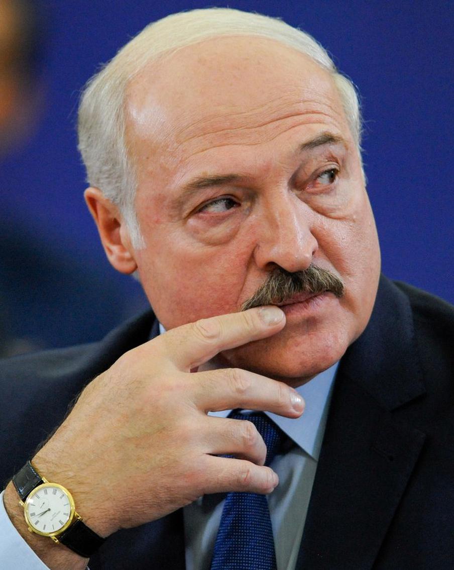 Лукашенко уволил помощника за недопустимый поступок