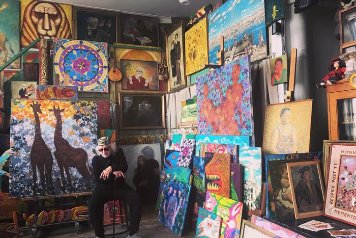 В гости к известному художнику. Николай Терещенко в легендарной мастерской рассказал об отце, искусстве и великой любви